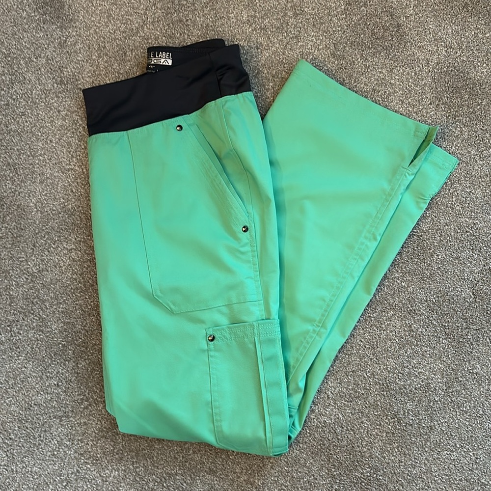 Healing Hands Purple Label Tori 5-Pocket  Yoga Scrub Pants size XS  ~ NWOT ~ - Picture 3 of 7